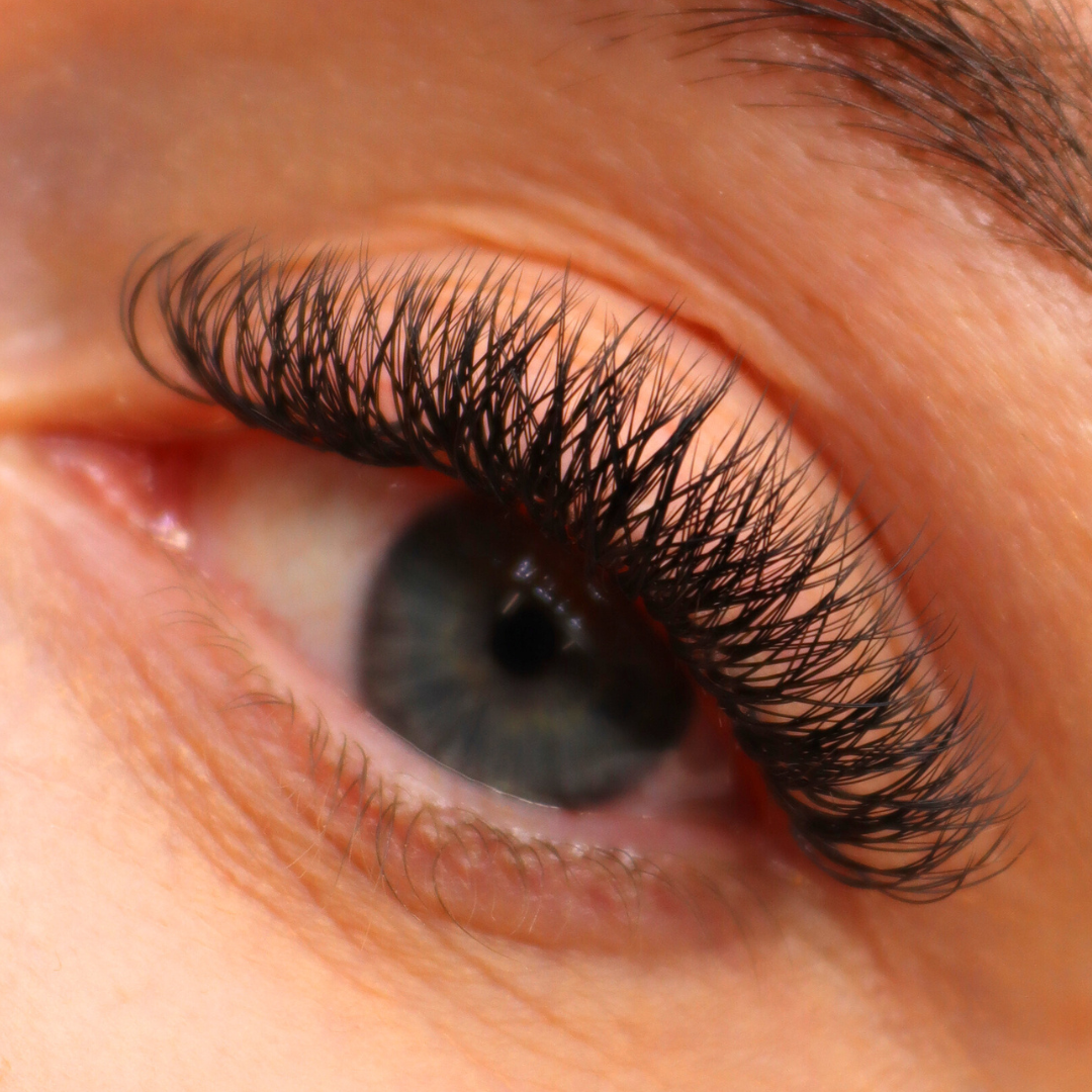 Eyelash best sale extensions uk