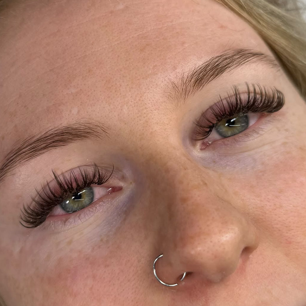 Dark Brown Lash Tray 0.05