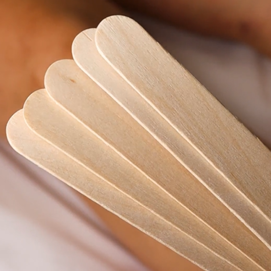 Whether you're performing a quick brow wax or a full-body treatment, Pinkfishes Waxing Spatulas provide the precision, control and hygiene professionals need for flawless waxing results.