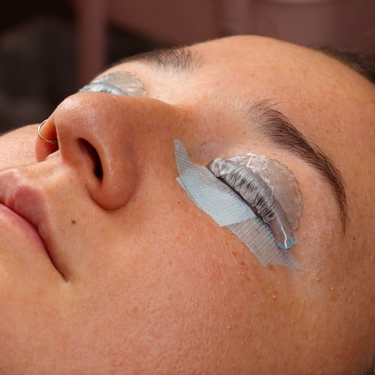 Rounded Glueless Shields